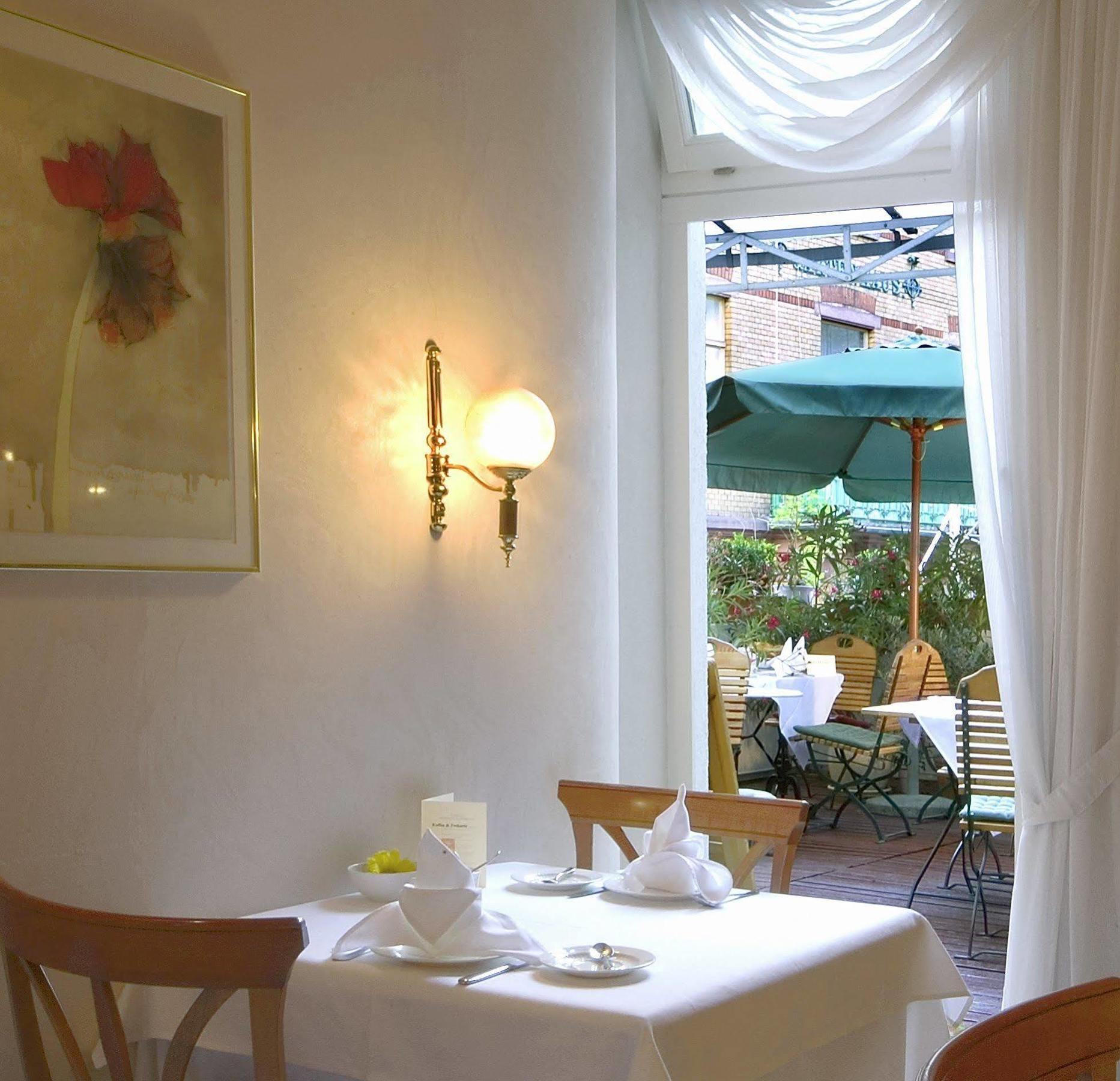 Garni Hotel Drei Lilien 3* Wiesbaden